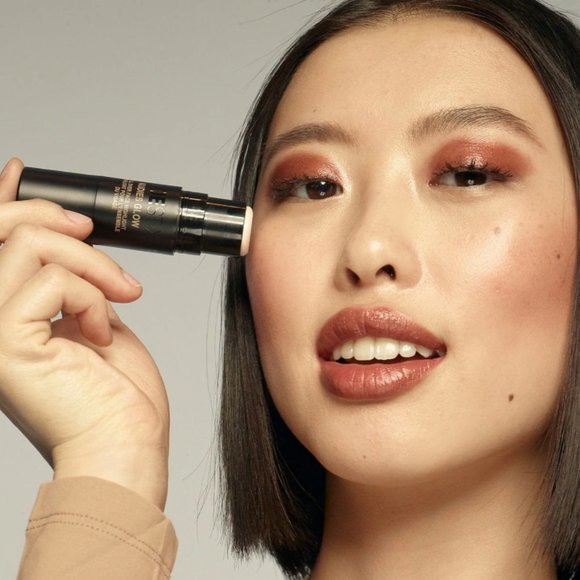 ICE ICE BABY - NUDESTIX NUDIES GLOW HIGHLIGHTER STICK - Picture 4 of 6